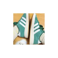 Adidas Lage sneaker Groen