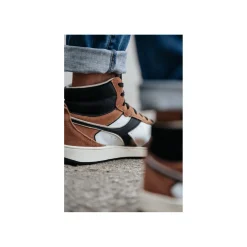 Diadora Hoge sneaker Bruin