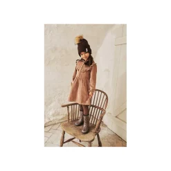 En Fant Kleedje Bruin