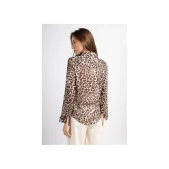 Selected By La.ra Bloes Bruin