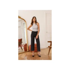 Selected By La.ra Broek Grijs