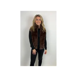 Selected By La.ra Jas Bruin