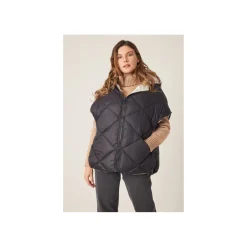 Selected By La.ra Jas Zwart