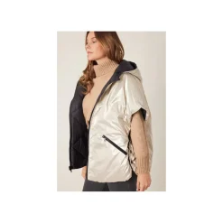 Selected By La.ra Jas Zwart