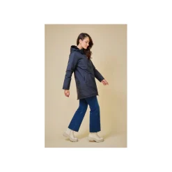 Selected By La.ra Jas Zwart