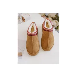 Selected By La.ra Klomp Camel