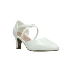 Selected By La.ra Riemschoen Wit