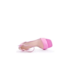 Selected By La.ra Sandaal Roze