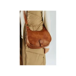 Selected By La.ra Schoudertas Cognac