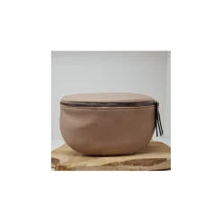 Selected By La.ra Schoudertas Beige