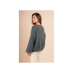 Selected By La.ra Trui Kaki