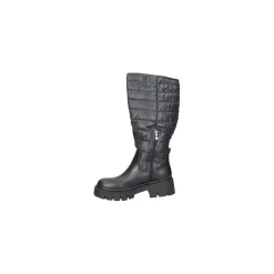 Super Cracks Laars Zwart